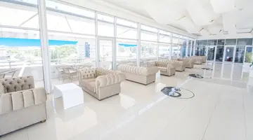 Laguna Beach Alya Resort