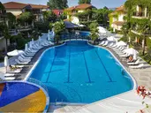 LAGUNA BEACH RESORT & SPA