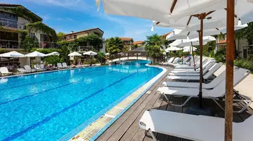 LAGUNA BEACH RESORT & SPA