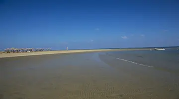 Lahami Bay