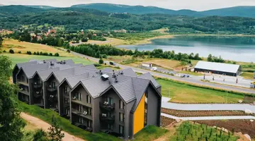 Lake Hill Apartments