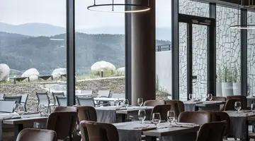 Lake Hill Resort & Spa