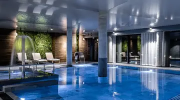 Lake Hill Resort & Spa