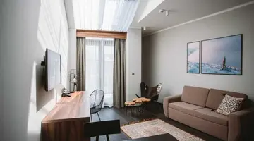 Lake Hill Resort & Spa