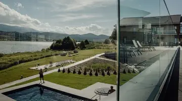 Lake Hill Resort & SPA