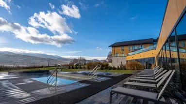Lake Hill Resort & Spa