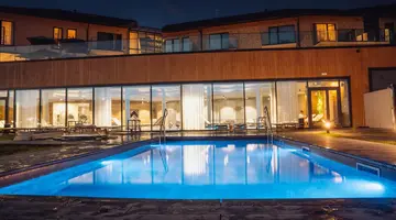 Lake Hill Resort & Spa