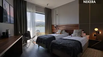 Lake Hill Resort & Spa