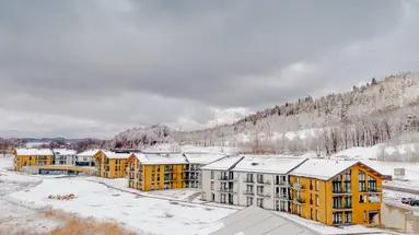 Lake Hill Resort & Spa