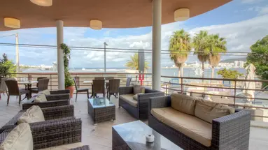 Lakiki Apartments