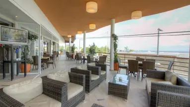 Lakiki Apartments