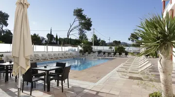 Lakiki Apartments