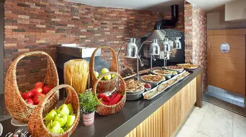 Lalila Blue Suites