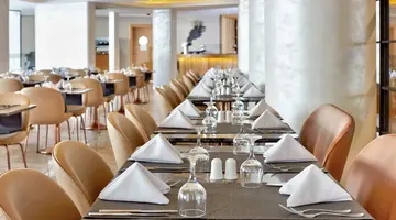Lalila Blue Suites
