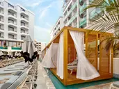 Lalila Blue Suites