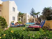 Lambrinos Suites