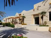 Lambrinos Suites