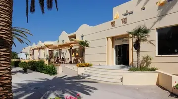 Lambrinos Suites