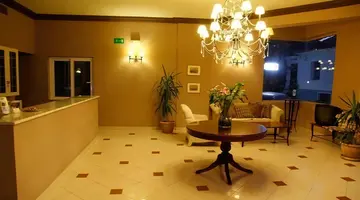 Lambrinos Suites