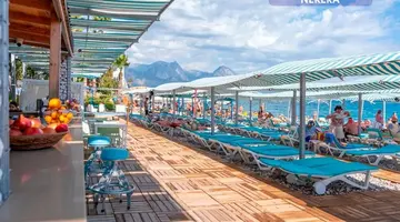 LANCORA BEACH HOTEL