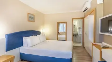 Lancora Beach Hotel