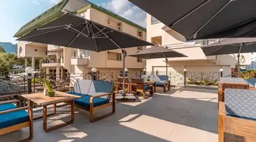 Lancora Beach Hotel