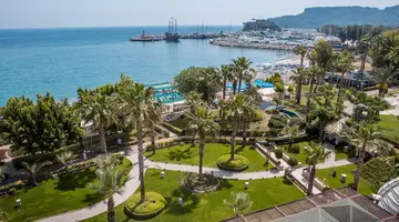 Lancora Beach Hotel