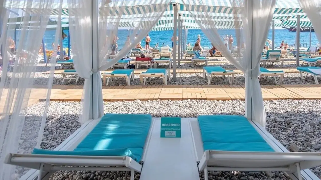 Lancora Beach Hotel