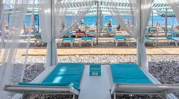 Lancora Beach Hotel