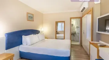 LANCORA BEACH HOTEL
