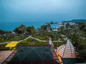 LAncora Beach