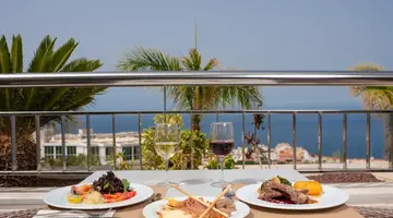 Landmar Costa los Gigantes Family Resort