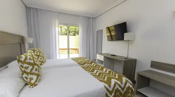 LANDMAR COSTA LOS GIGANTES FAMILY RESORT