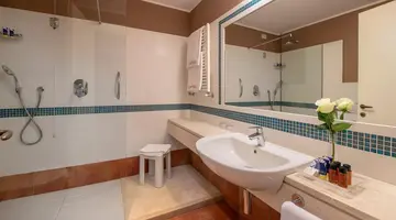 Lantana Resort