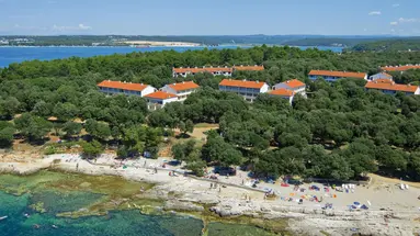 Lanterna Resort