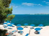 Lanterna Resort
