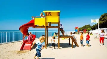 Lanterna Resort