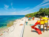Lanterna Resort