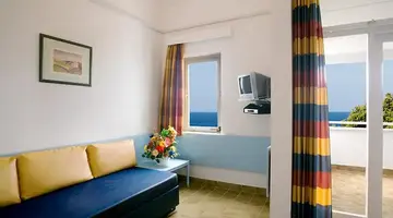 Lanterna Resort