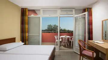 LANTERNA RESORT