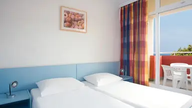 Lanterna Resort