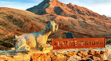 Lanzarote i Fuerteventura - Wyspy Ognia i Wiatru