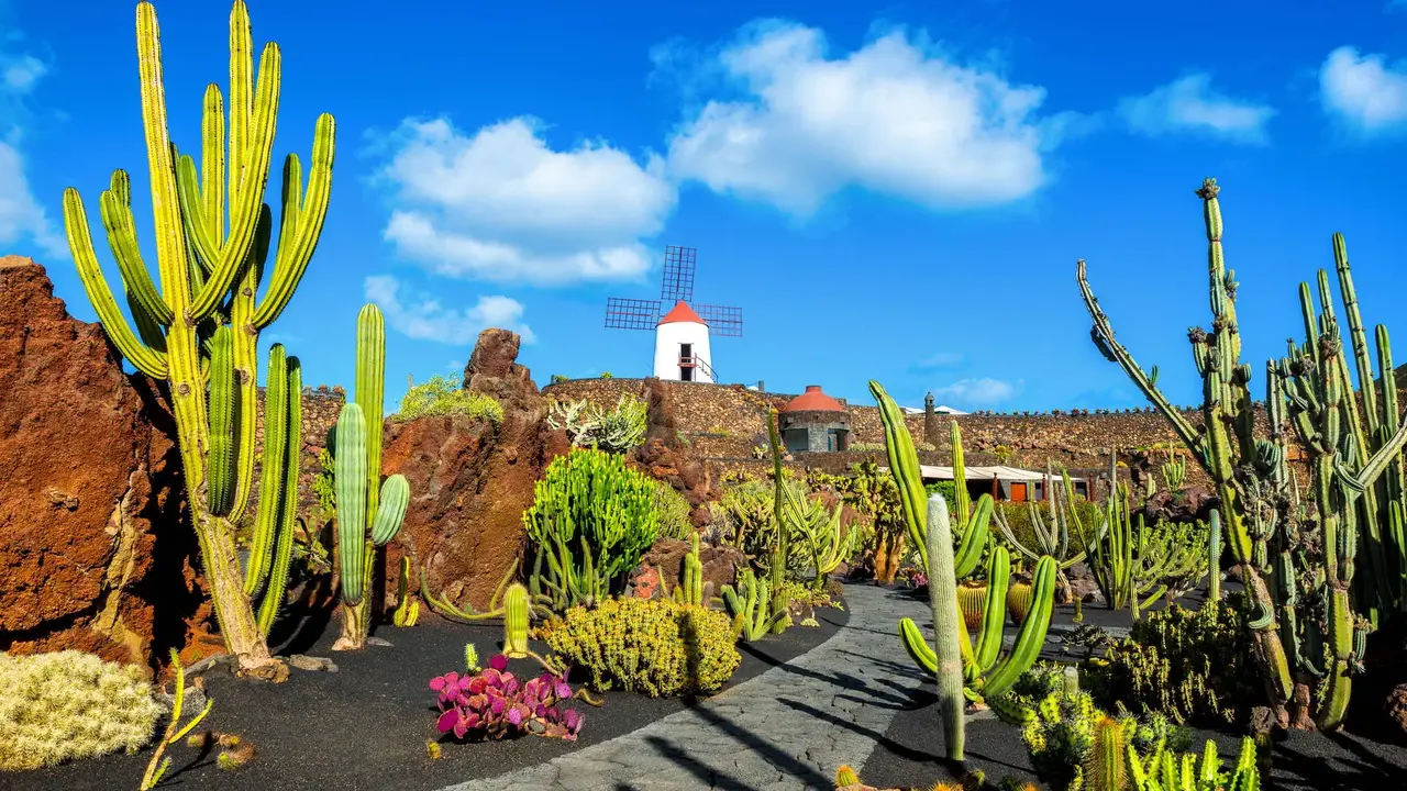 Lanzarote i Fuerteventura - Wyspy Ognia i Wiatru
