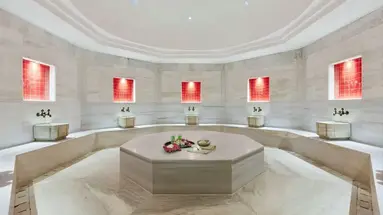 Lara Barut Collection