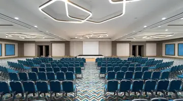 Lara Barut Collection