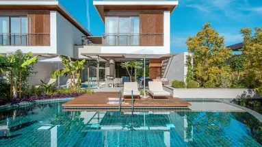 Lara Barut Collection
