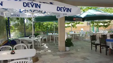 Larisa Hotel