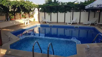 Larisa Hotel