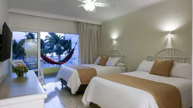 Las Américas Casa de Playa