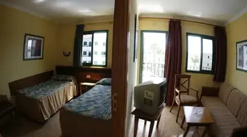 Las Faluas Apartments